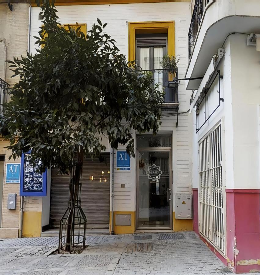 Sevilla Luxury Rentals - Alcazar Exterior photo