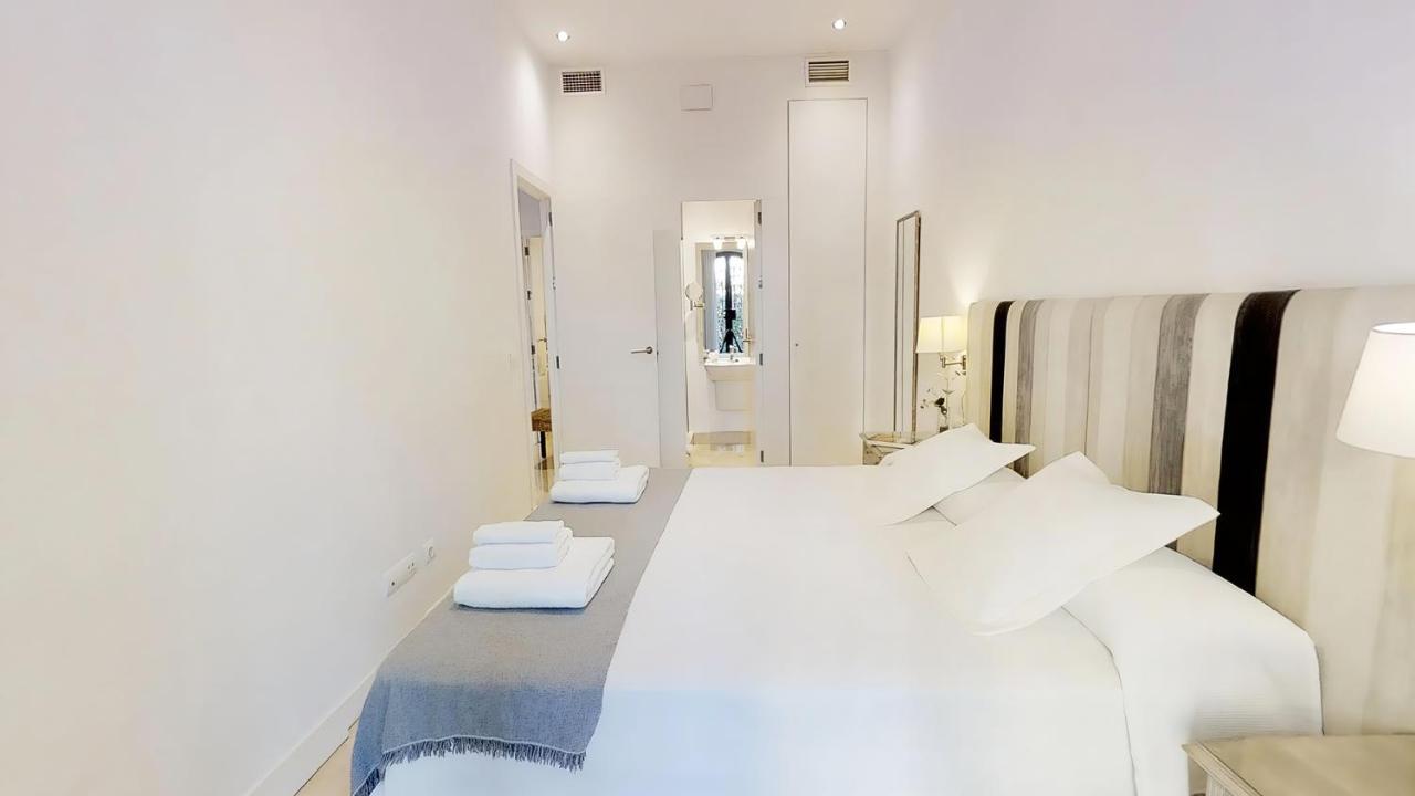 Sevilla Luxury Rentals - Alcazar Exterior photo